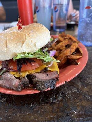 Tri-tip burger, upstaged to ultimate