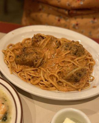 Linguine Meatballs w/ Pink Sauce