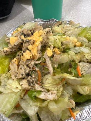 Supposed to be a chef salad.  Only had lettuce, chicken, and cheese.  Had to pay extra for the chicken and cheese.