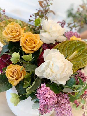 Special caramel Roses, Peonies, Lilac and Anthurium