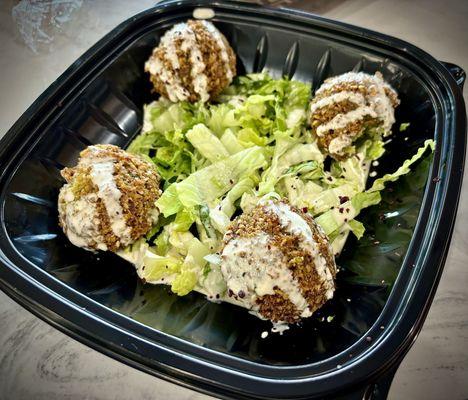 4 Falafel with Tahini Sauce