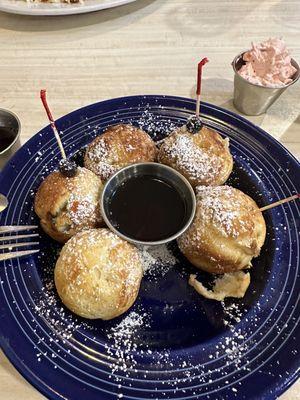 Variety of Aebleskivers.