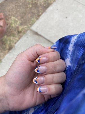 UF Colors design nails by Leslie