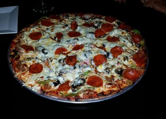 Thin crust pizza