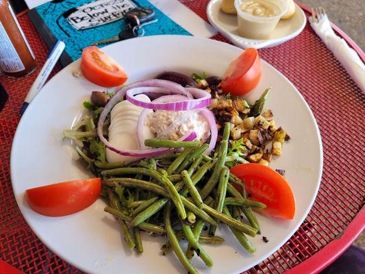 Tuna Nicoise Salad