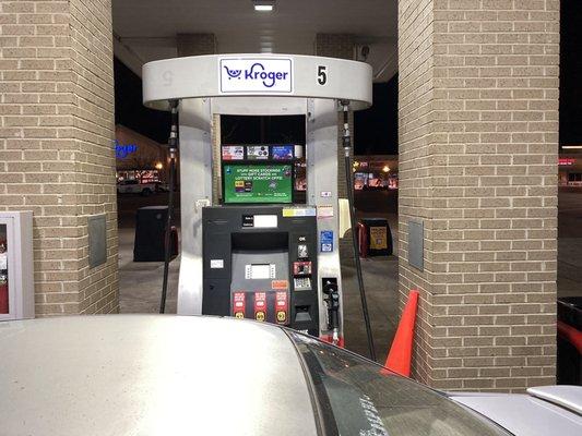 one of several fuel dispensers with long-malfunctioning receipt printers