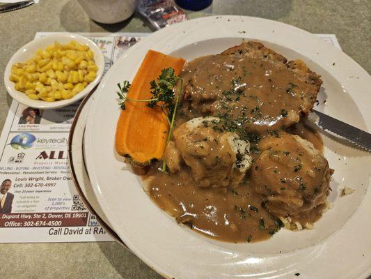 Homestyle meatloaf, with real mashed potatoes & yummy gravy with a side corn.   dinner came w/homemade bread & salad.