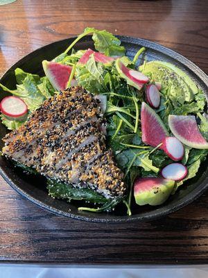 Seared Sesame Crusted Tuna Salad