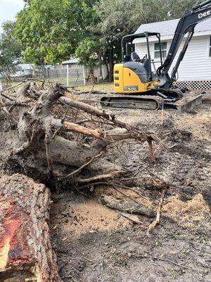 Garrett's Lawn Care & Tree