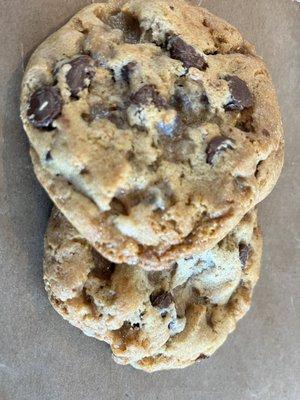 Chocolate chip cookie