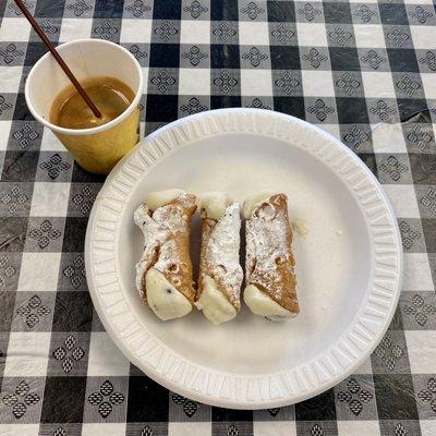 Cannoli's & Espresso.