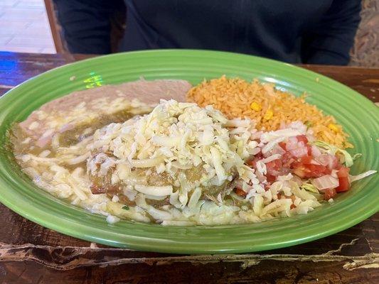 #2 Lunch combo.  Crispy chili relleno smothered in pork green chili. Very good!!!