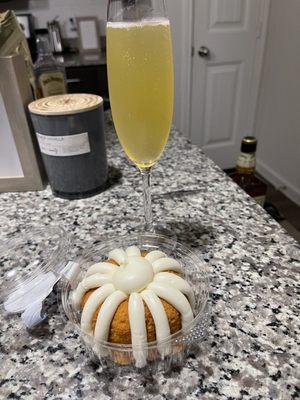 Lemon Bundt cake