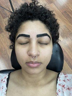 Eyebrow tinting