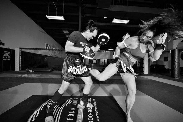 Muay Thai Kickboxing