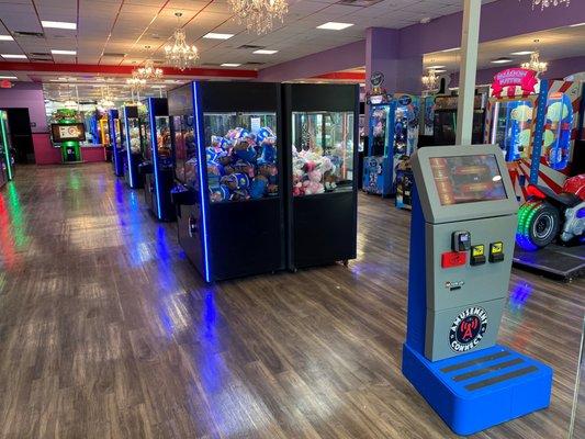 #ClawMachineArcade
 #FunThingsToDo
 #ArcadeGameRoom