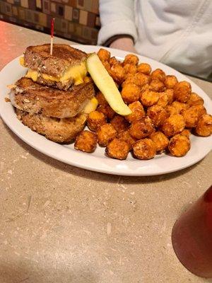 Grilled cheese with sweet potato tots! Delish!!!