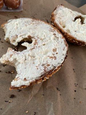 Everything bagel with plain cream cheese.