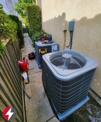 AC Repair / AC Installation / Heat Pump Repair / Heat Pump Installation / Ducts Repair / Ducts Installation / Ductless Installation