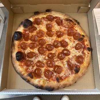 Pepperoni pizza