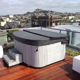 sauna and spa-Client Spa Rooftop SF