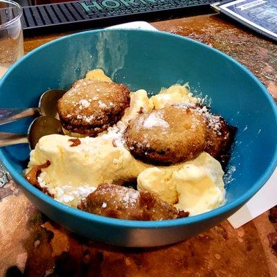 Fried Oreos on Vanilla Ice Cream... Soooo Good!!!