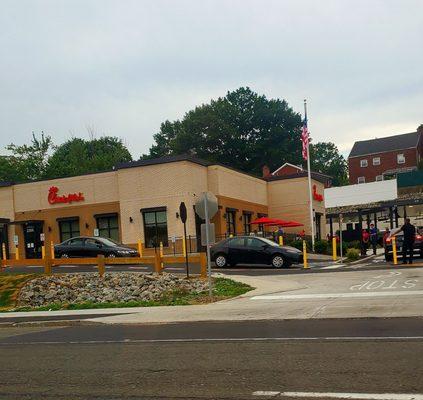 Opening day - long line of cars for drive-thru  - 7/25/2024