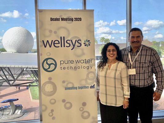 Hugo and Azucena Buentello, WATERBOY owners at the annual Wellsys Dealer Meeting in Florida, December 2019