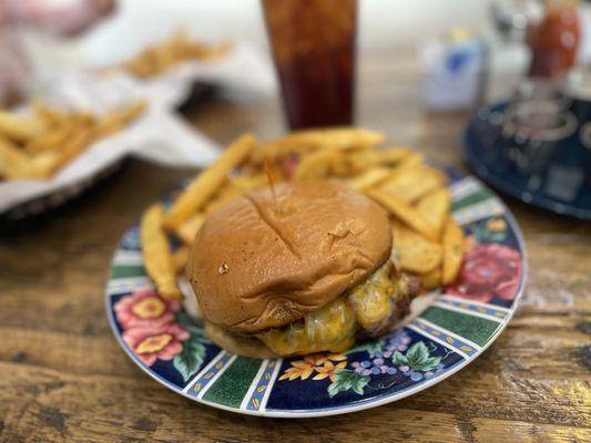 Bacon cheeseburger