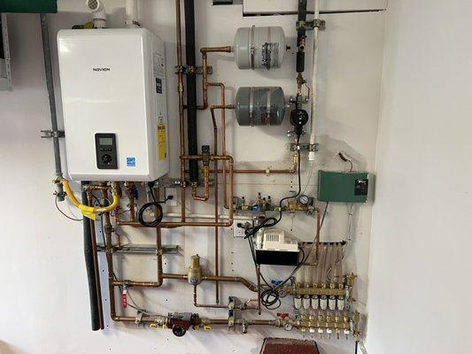 Combo Unit (Domestic WH & Radiant Heating)