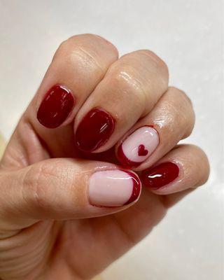 Gel manicure with heart