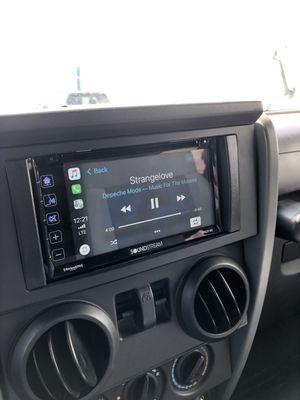 Stereo installed and looks awesome!