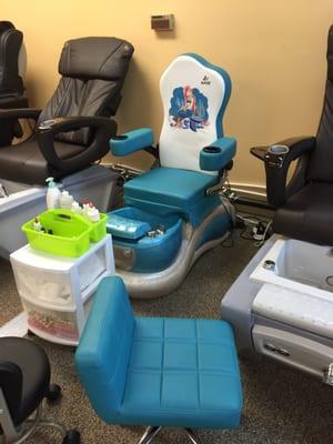 Darling chair for a child's pedicure!