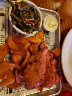 Fish and chips with green beans