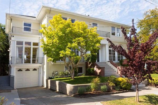 Lovely Traditional Crocker Highlands Home