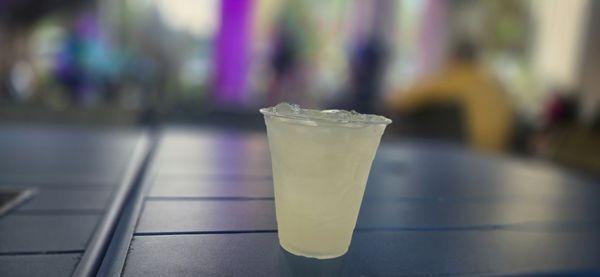 Regular house margarita