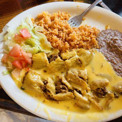 Tamale plate