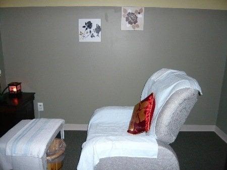 private foot massage room