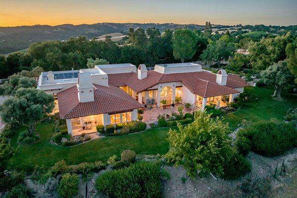 Fantastic new listing on over 100 acres in west side Paso Robles, Willow Creek AVA.