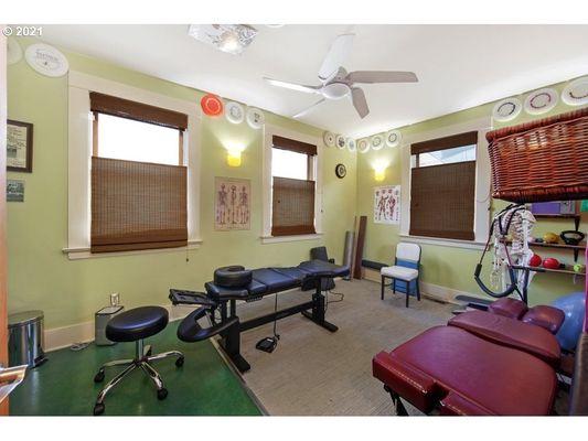 Chiropractic and physical therapy treatment room.