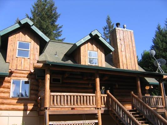 Log home staining