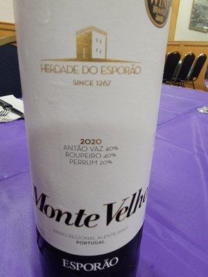 Portuguese White Wine. CHILLED, CRISP AND REFRESHING!