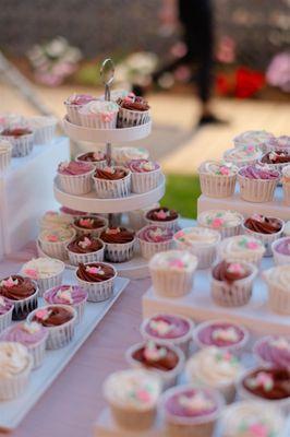 Assorted cupcakes