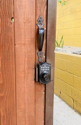 Schlage keypad oil rubbed bronze deadbolt great for harsh desert conditions