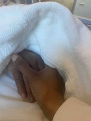 Holdin my mommies hand love you mom and need to do even better in your honor n I am!!!