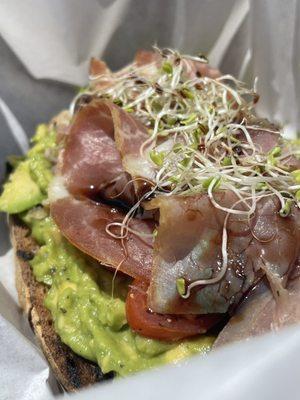 Avocado toast with prosciutto