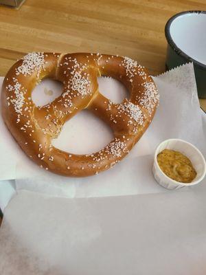 Hot pretzel