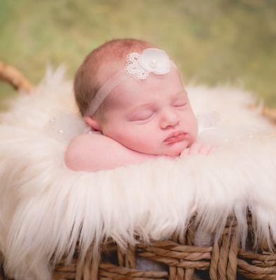 Newborn photoshoot at Hello My Baby!