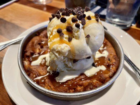 Salted Caramel Pizookie