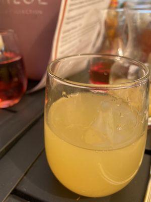 Pineapple and cranberry mimosas